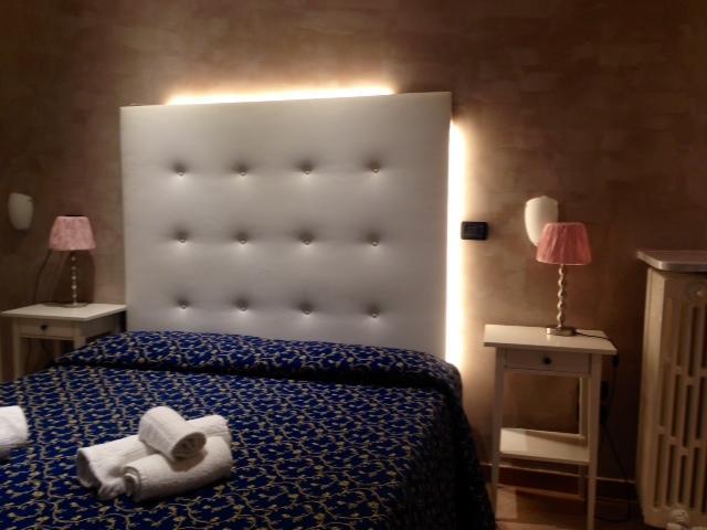 Hotel Mediterraneo Pesaro Rum bild