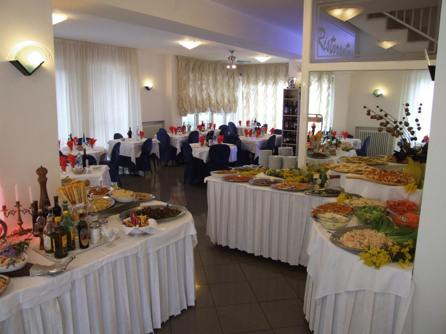 Hotel Mediterraneo Pesaro Exteriör bild